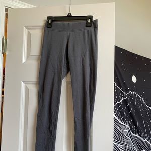grey leggings